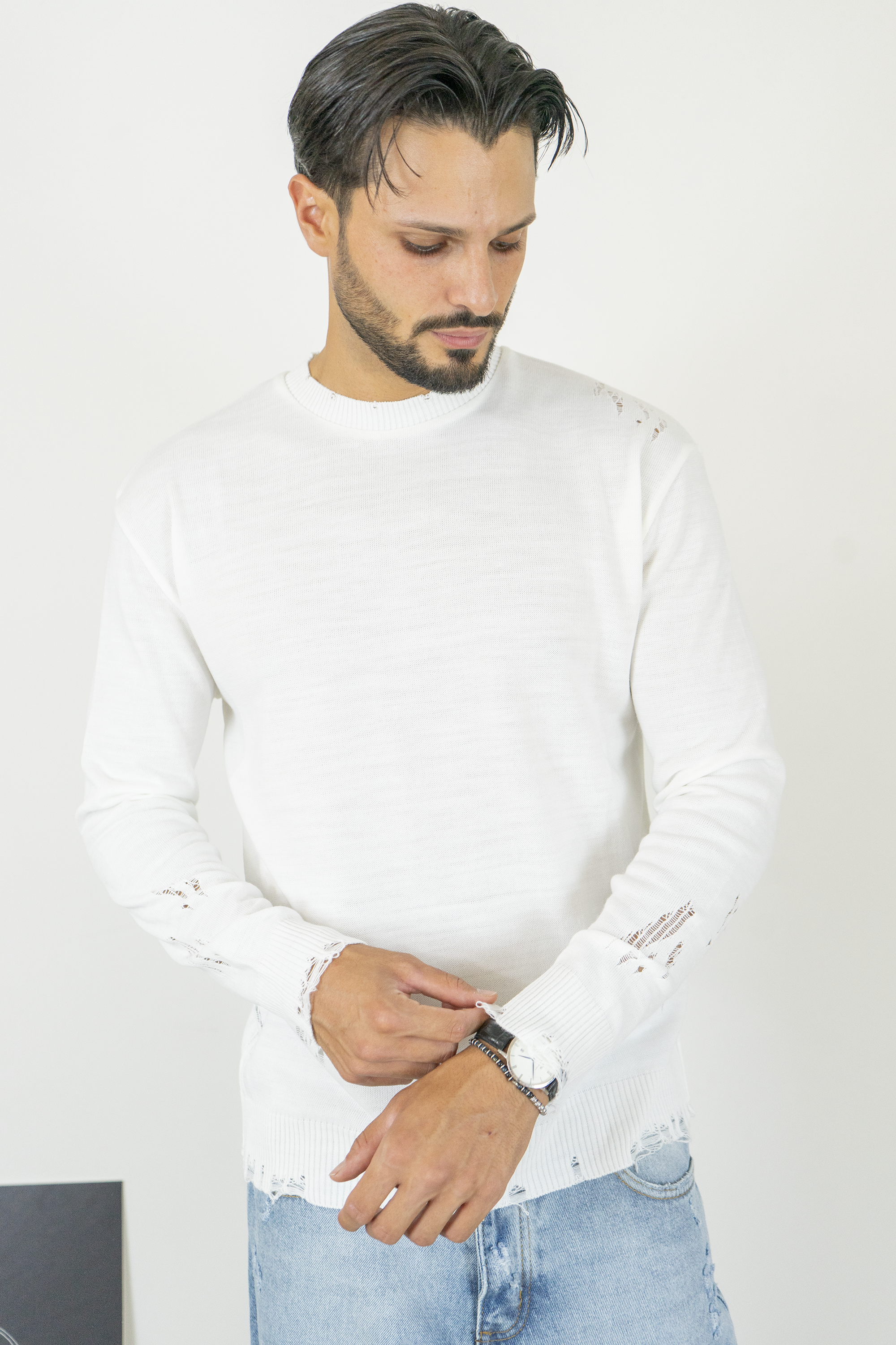 Maglione con stampa rilievo retro ''Non fidarti di nessuno'' Art. Mg174