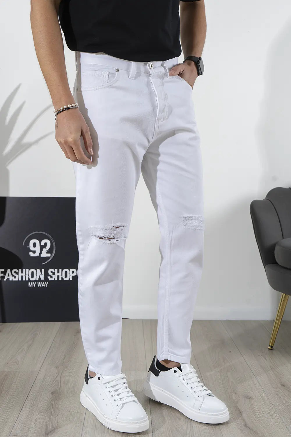 Jeans Uomo Strappi Ginocchia Tinta Unita By 92 Fashion Shop Art. Js273