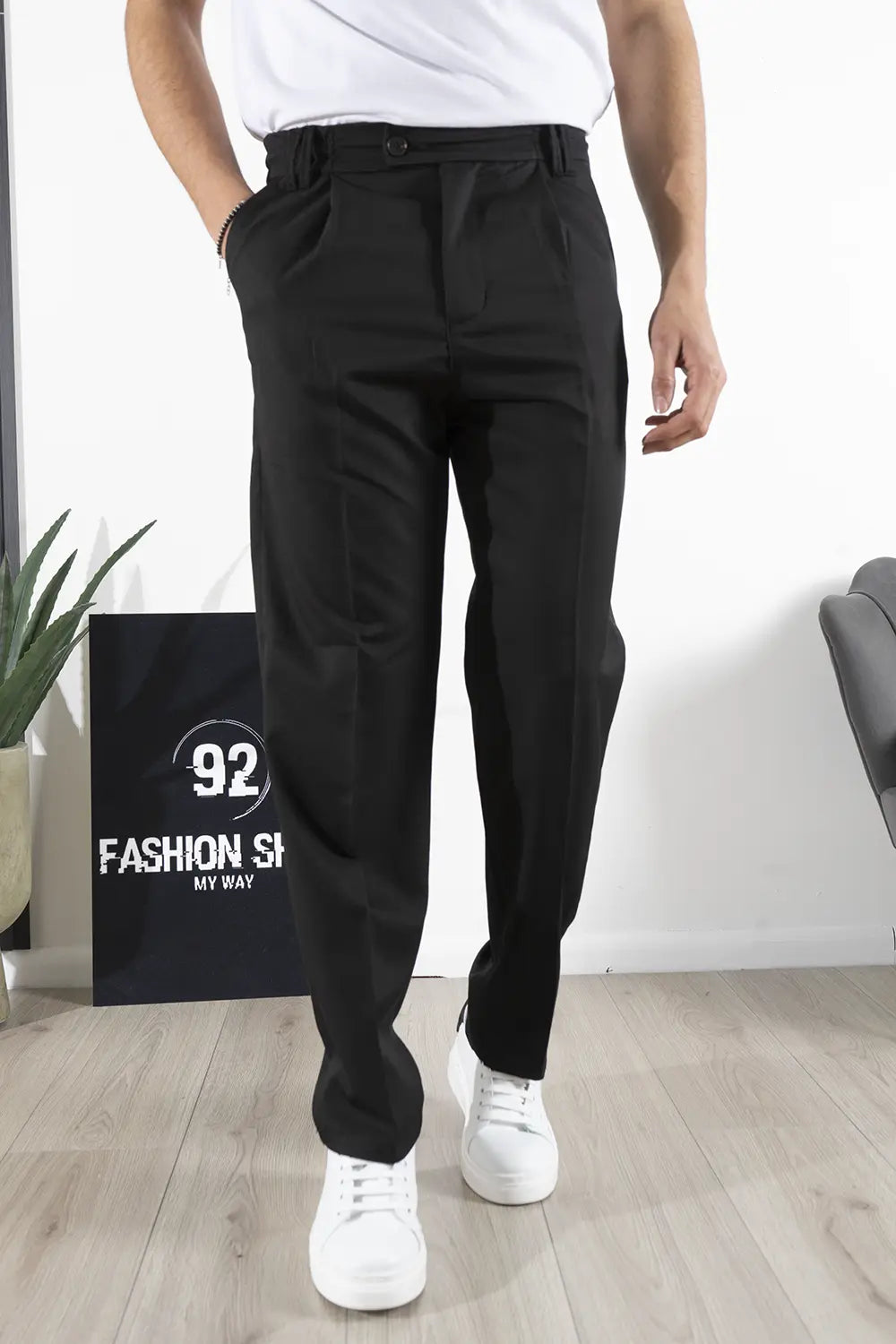 Pantalone Uomo Con Bottone Laterale Fondo Ampio Art. Pt186