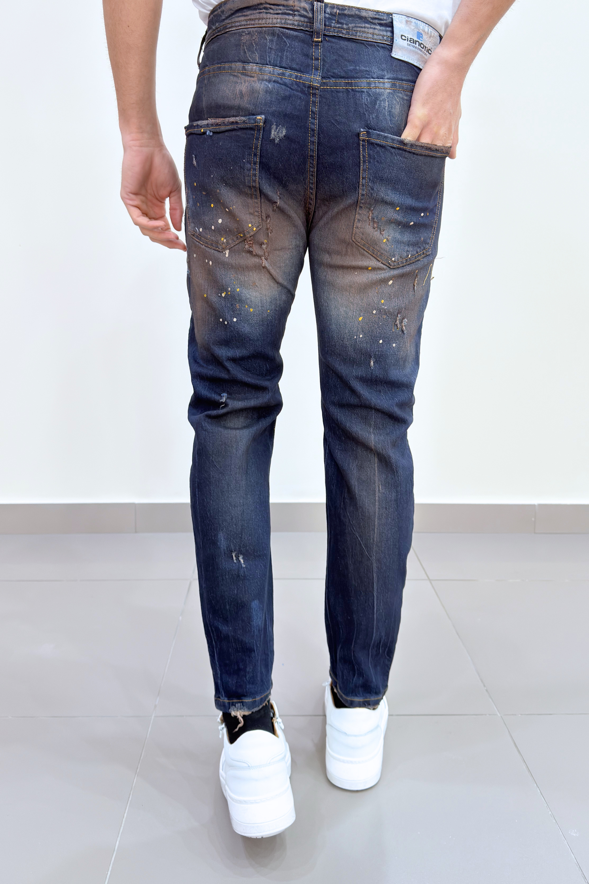 Jeans Slim "Overtime Rusty" con Rammendi Artigianali Art. Js560
