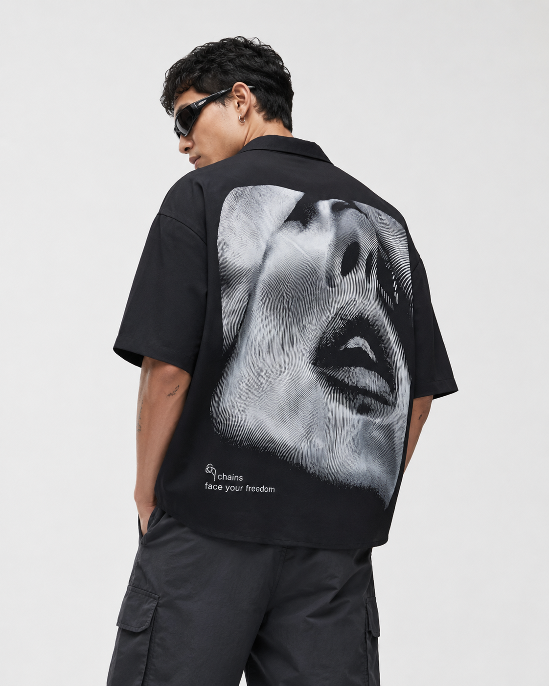 Camicia a maniche corte con Stampa '' Face '' Art. Cm237