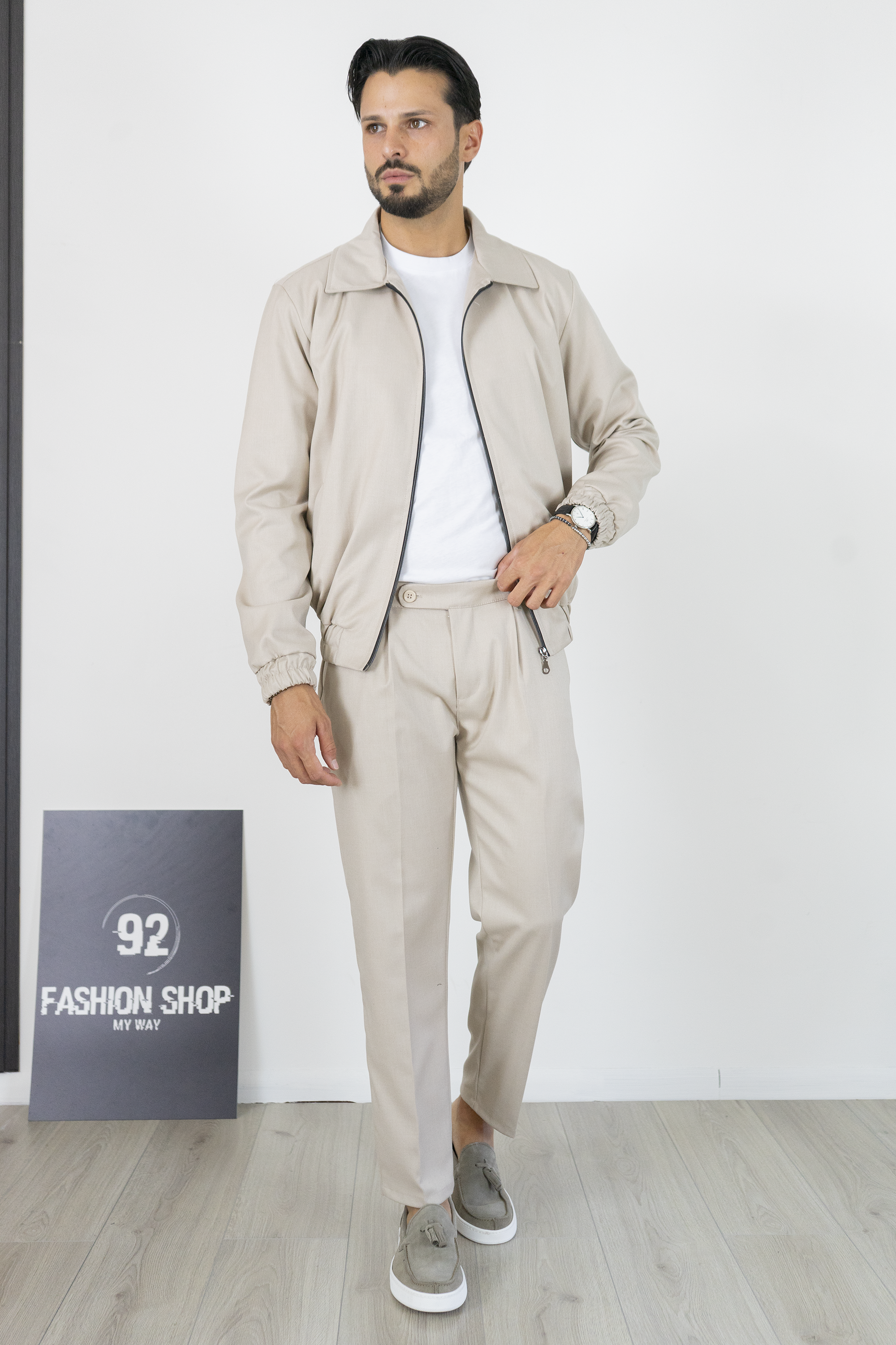 Completo Uomo con Giacca Zip e Pantalone Dritto Art. Cd122