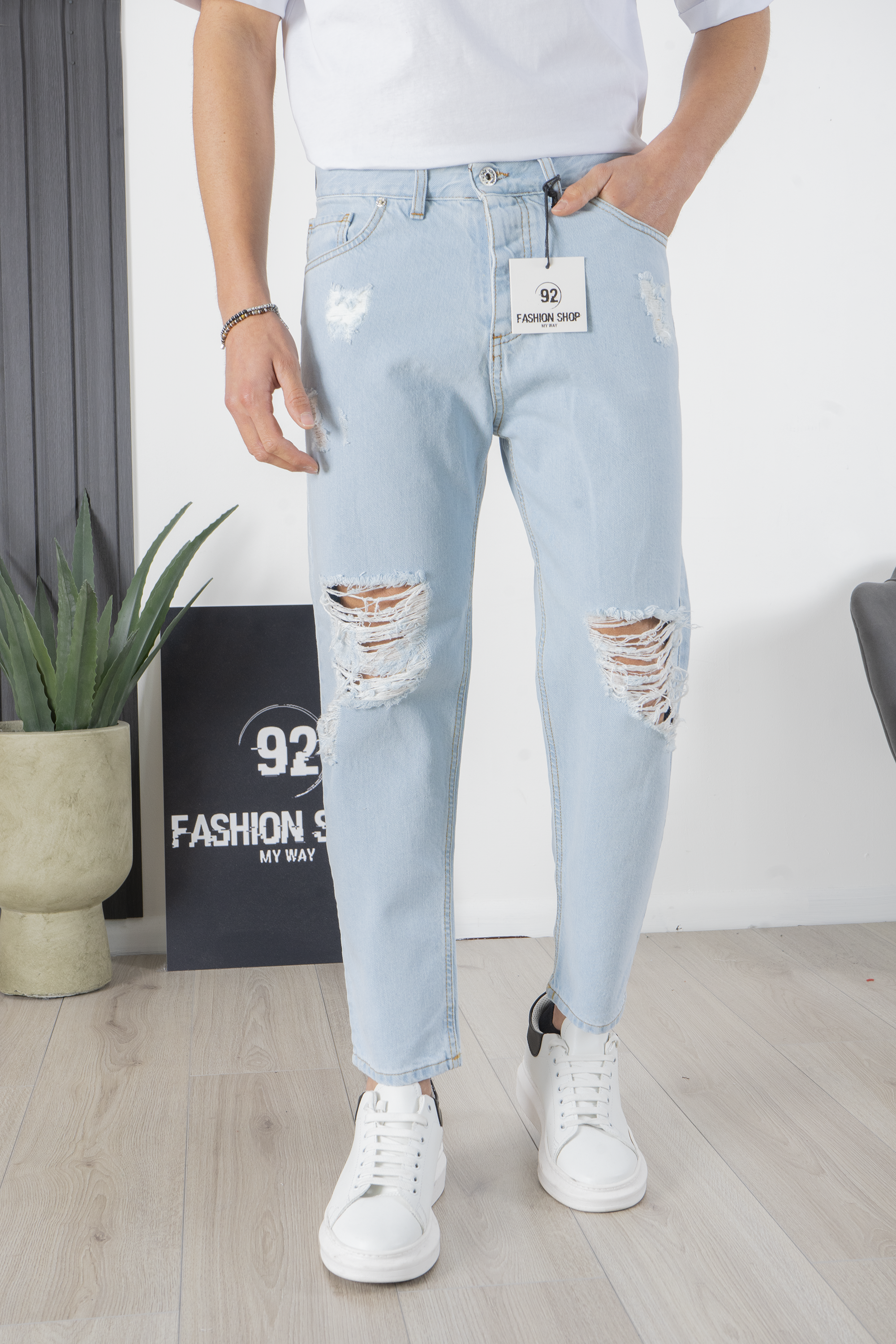 Jeans Uomo Destroy Con Strappi e Abrasioni 92 Fashion Shop Art. JS248