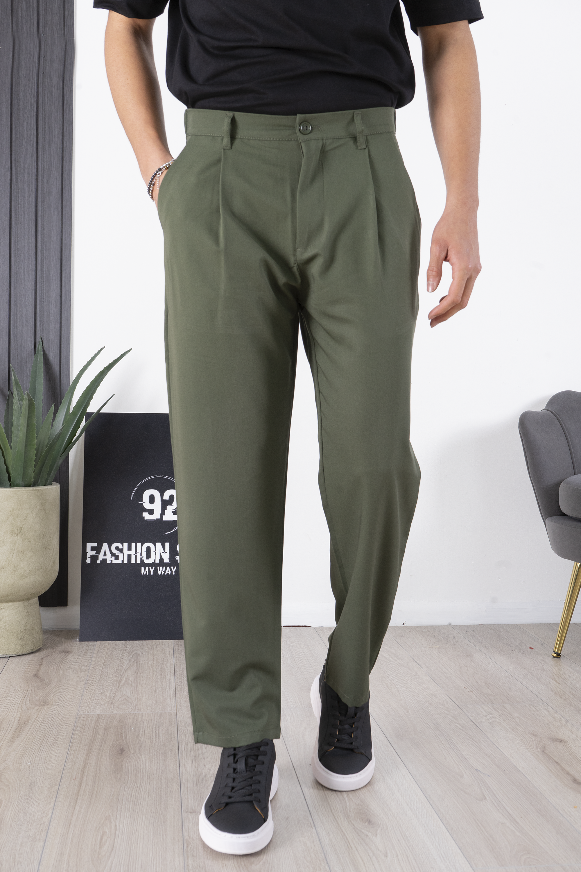 Pantalone Uomo Con bottone elastico Loose Fit Art. Pt173