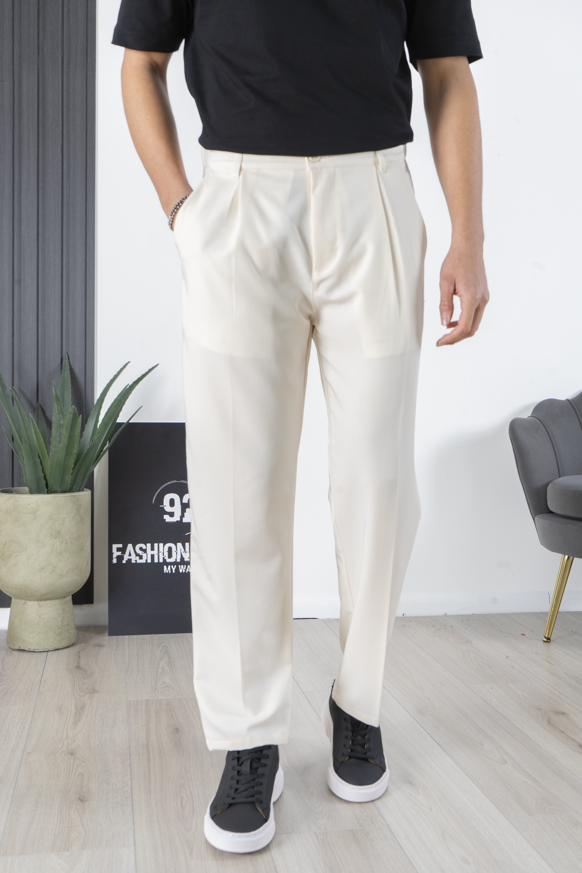Pantalone Uomo Con bottone elastico Loose Fit Art. Pt173