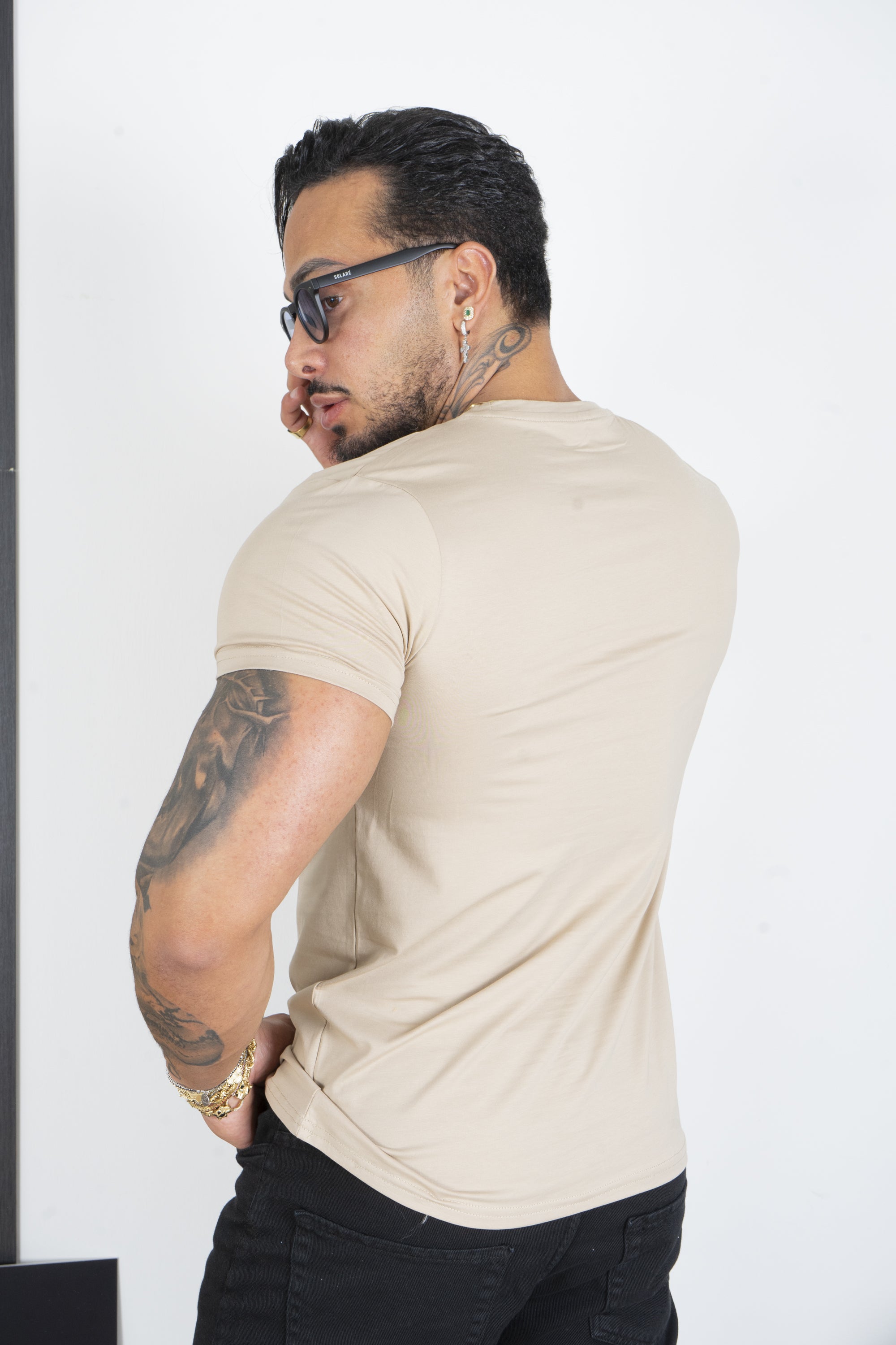 Slim Fit Basic Men's T-Shirt Solid Color Art. Ts163