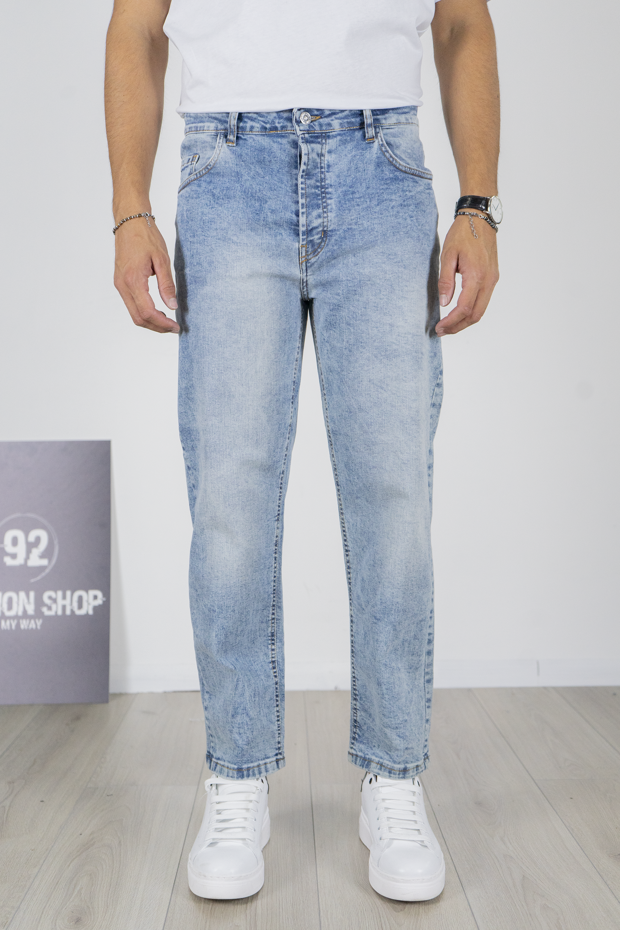 Jeans Regular Con Sfumature Art. Js540