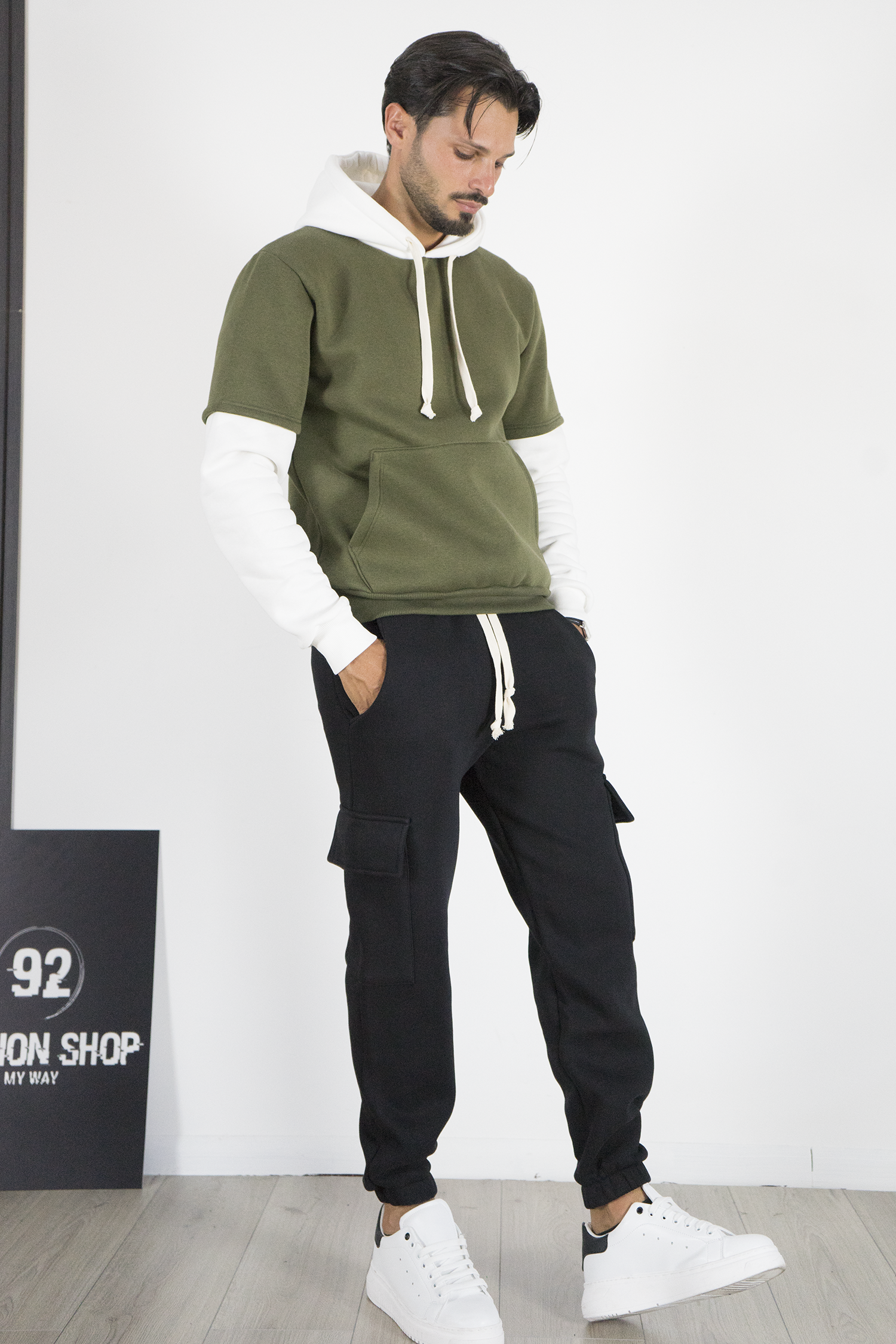 Completo Tuta Uomo con Felpa Cappuccio e Pantalone Cargo Art. TT109