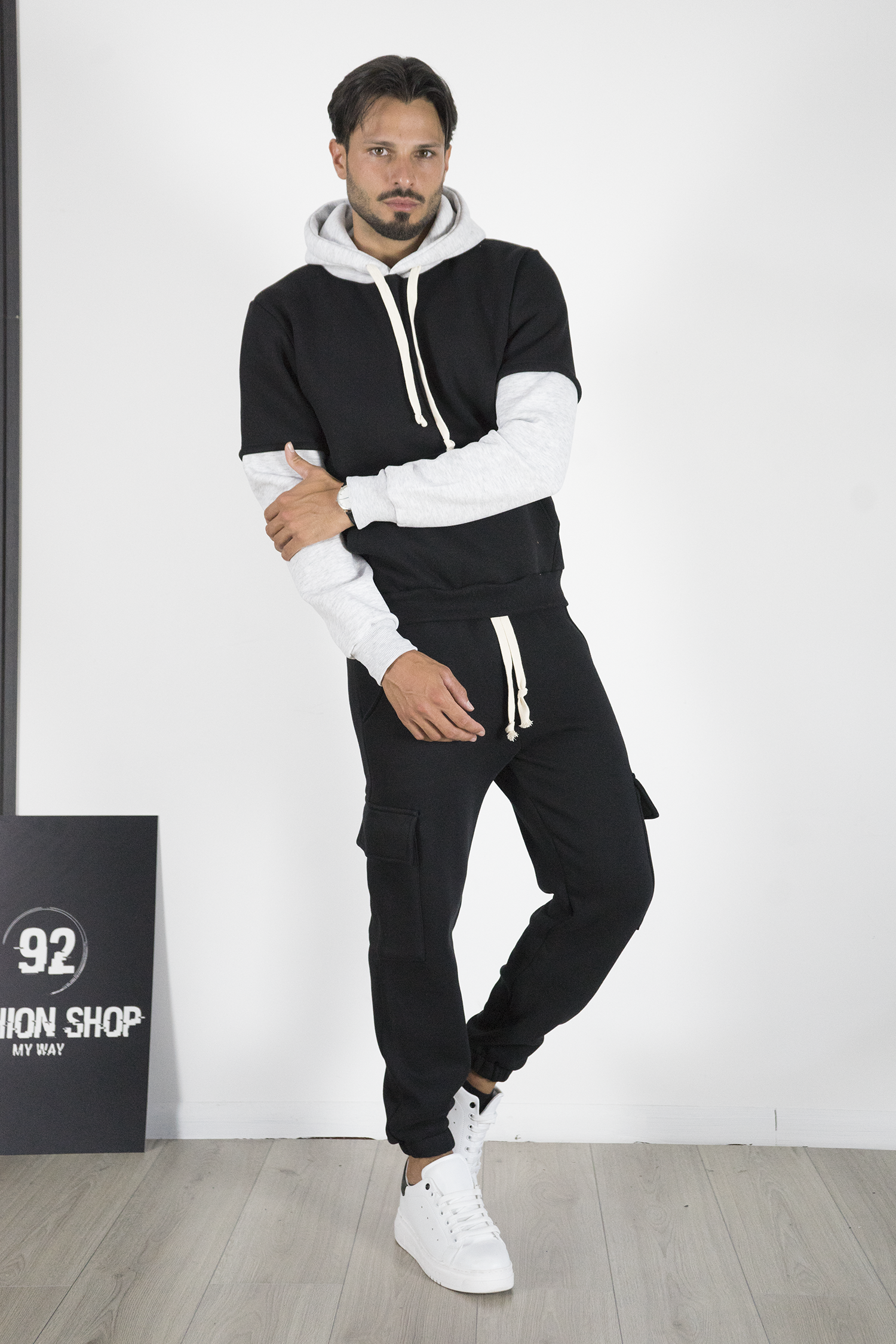Completo Tuta Uomo con Felpa Cappuccio e Pantalone Cargo Art. TT109