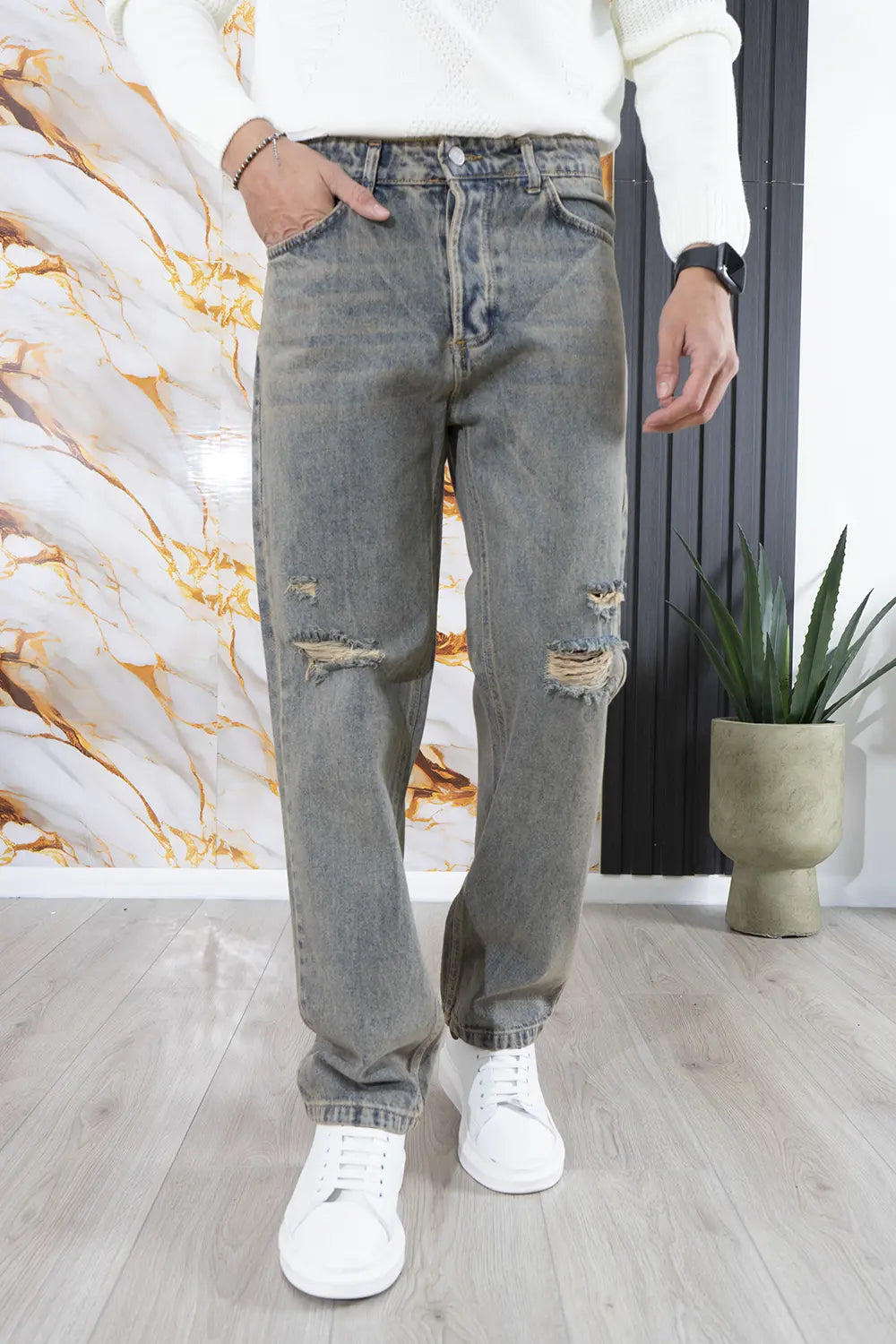 Jeans Baggy Fit Con Strappi Art. Js501