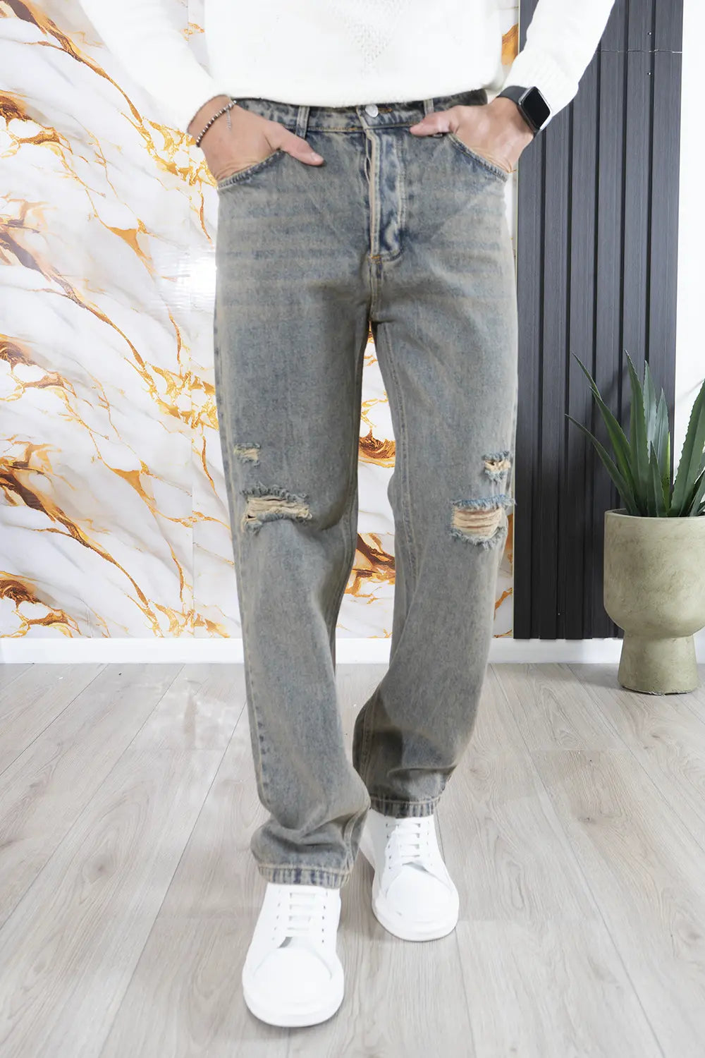 Jeans Baggy Fit Con Strappi Art. Js501