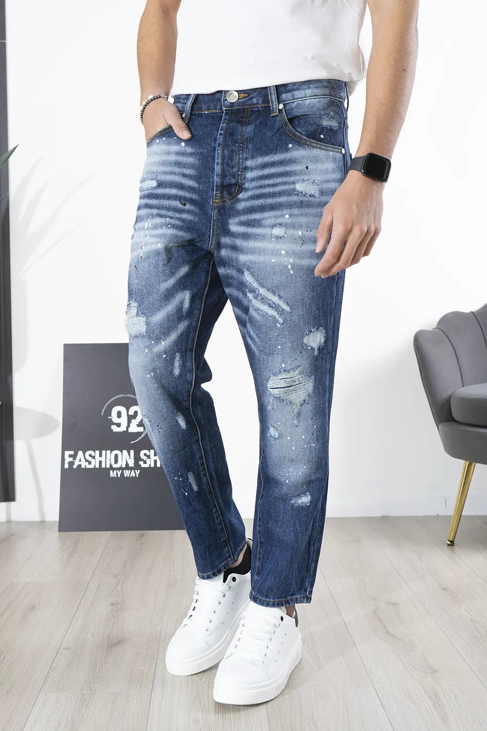 Jeans Uomo Con Sfumature e Abrasioni Art. Js510