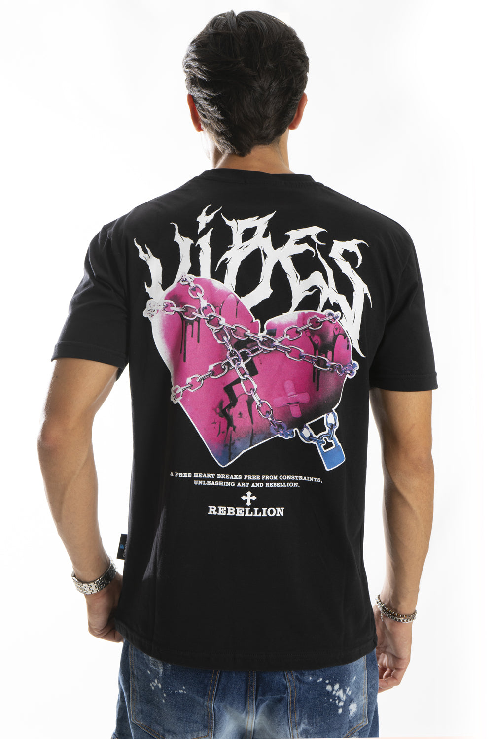 T-Shirt Uomo Girocollo con stampa '' Heart '' Art. Ts240