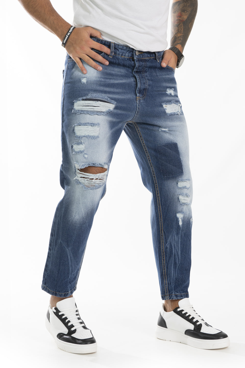 Jeans Uomo Con Abrasioni e Toppe Art. Js407