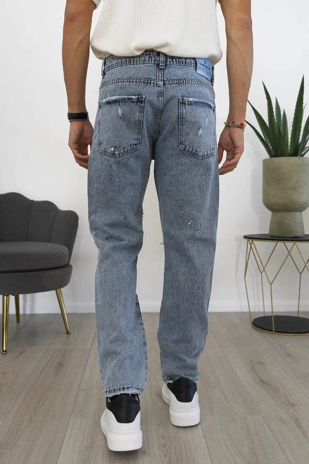 Jeans Con Sfumature e Tasche alle caviglie Art. Js484