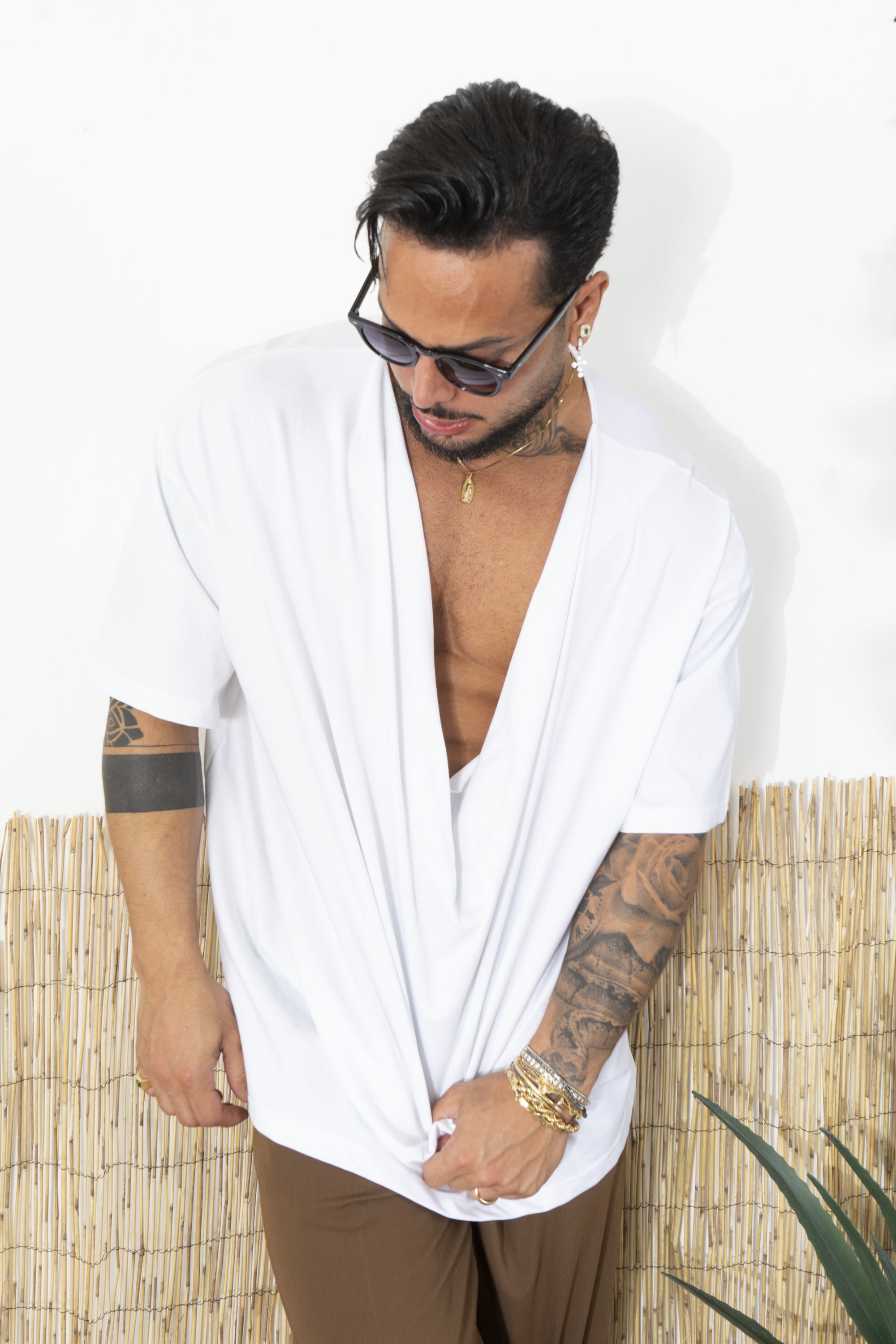 T-Shirt Uomo Bianca con Scollo Ampio Drappeggiato Art. TS264