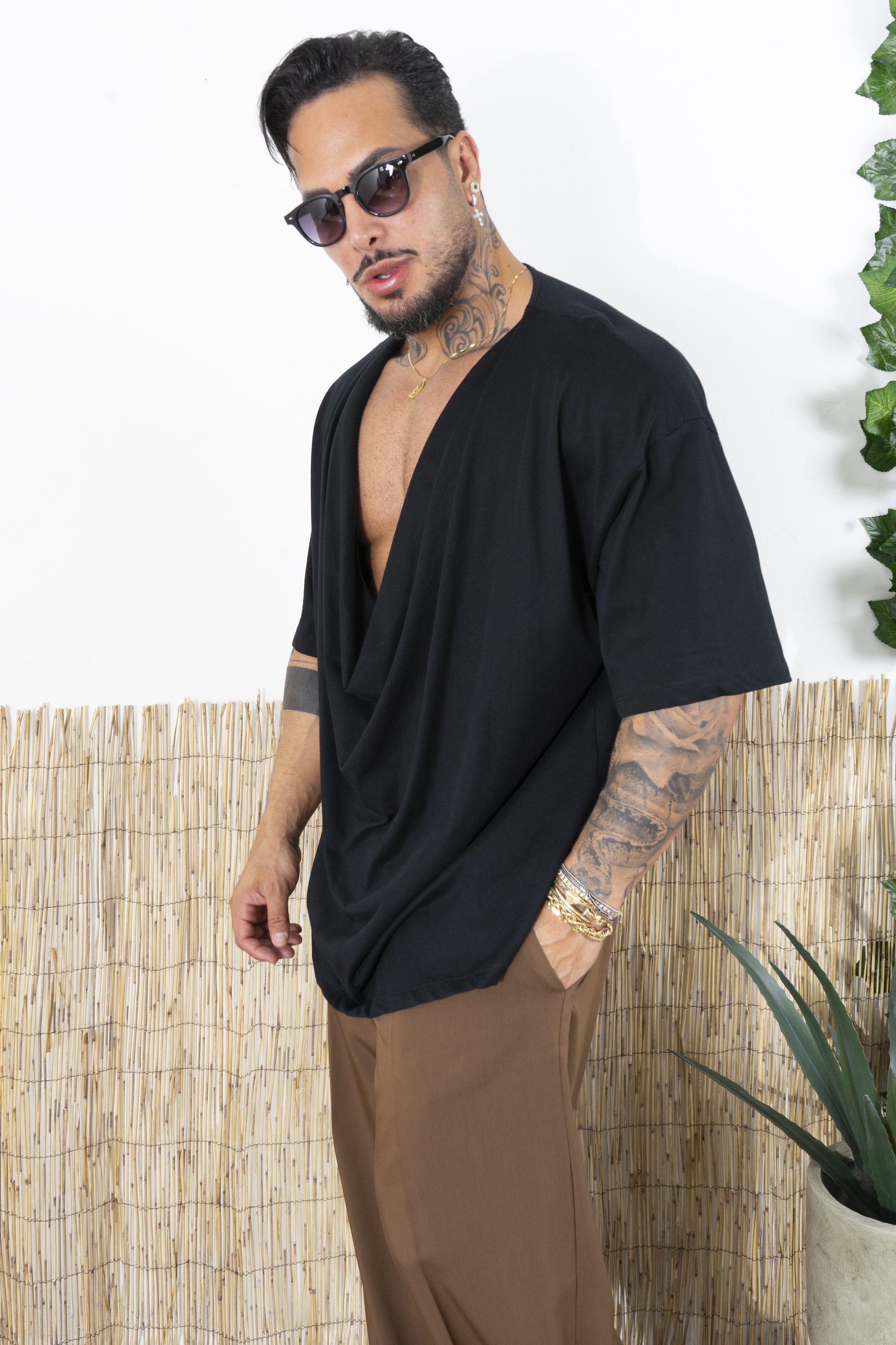T-Shirt Uomo Bianca con Scollo Ampio Drappeggiato Art. TS264