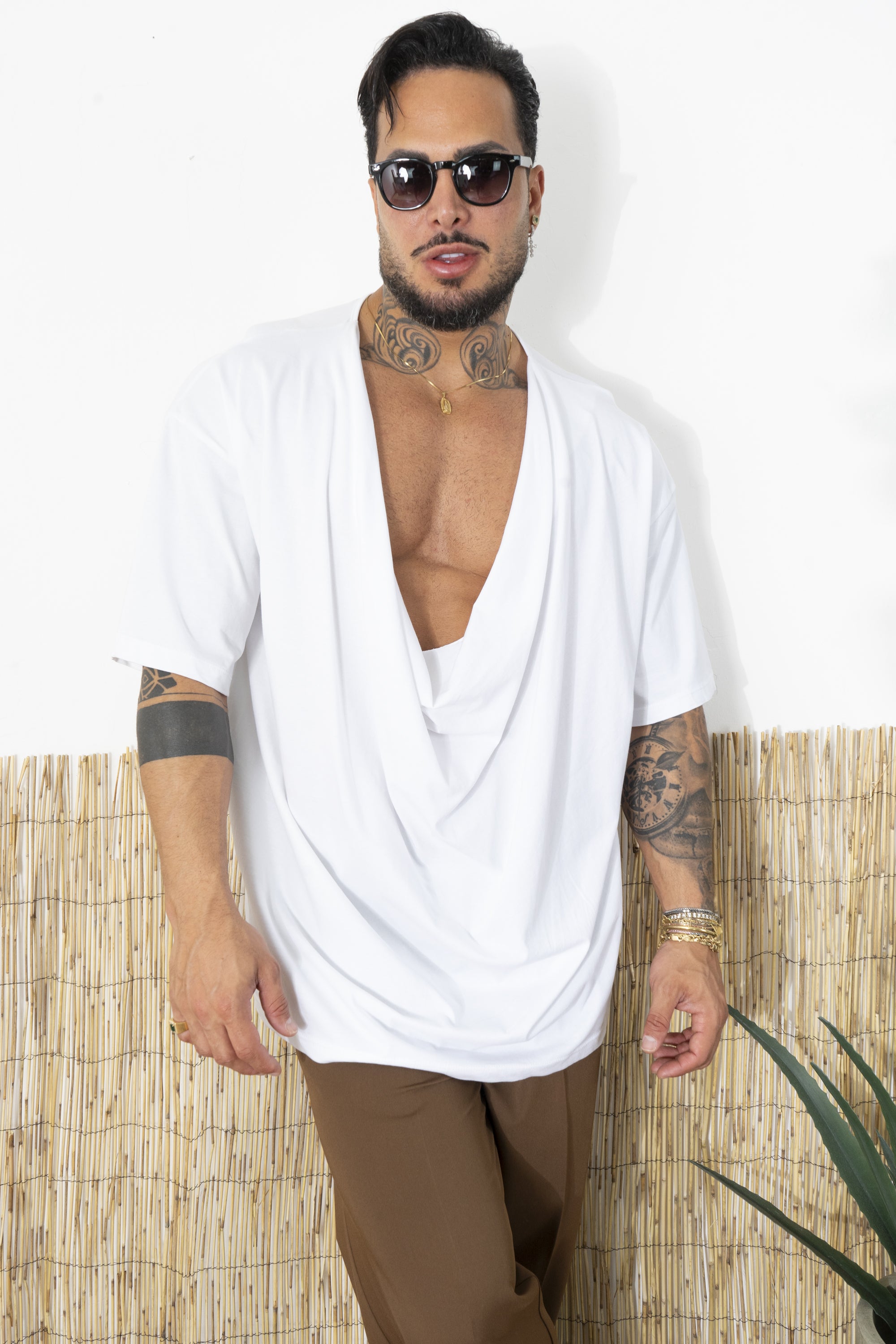 T-Shirt Uomo Bianca con Scollo Ampio Drappeggiato Art. TS264