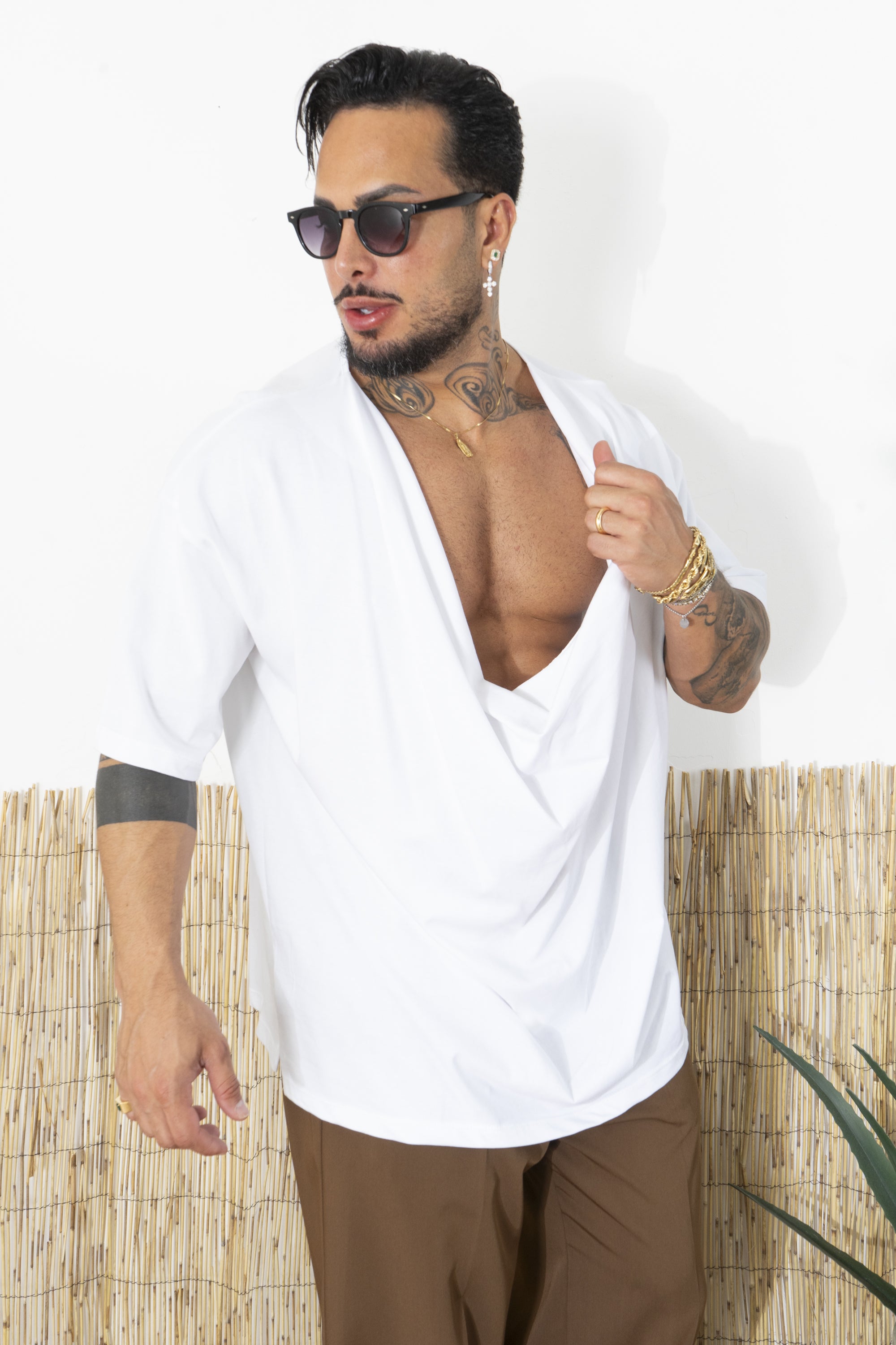 T-Shirt Uomo Bianca con Scollo Ampio Drappeggiato Art. TS264