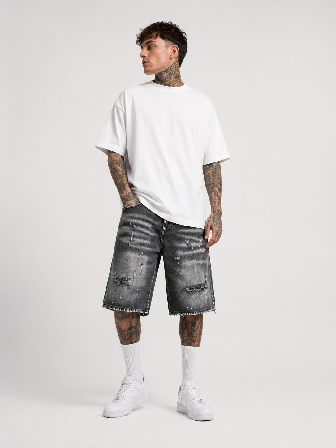 Bermuda Shorts Denim Baggy con Rotture e Schizzi di Vernice Art. Bm145