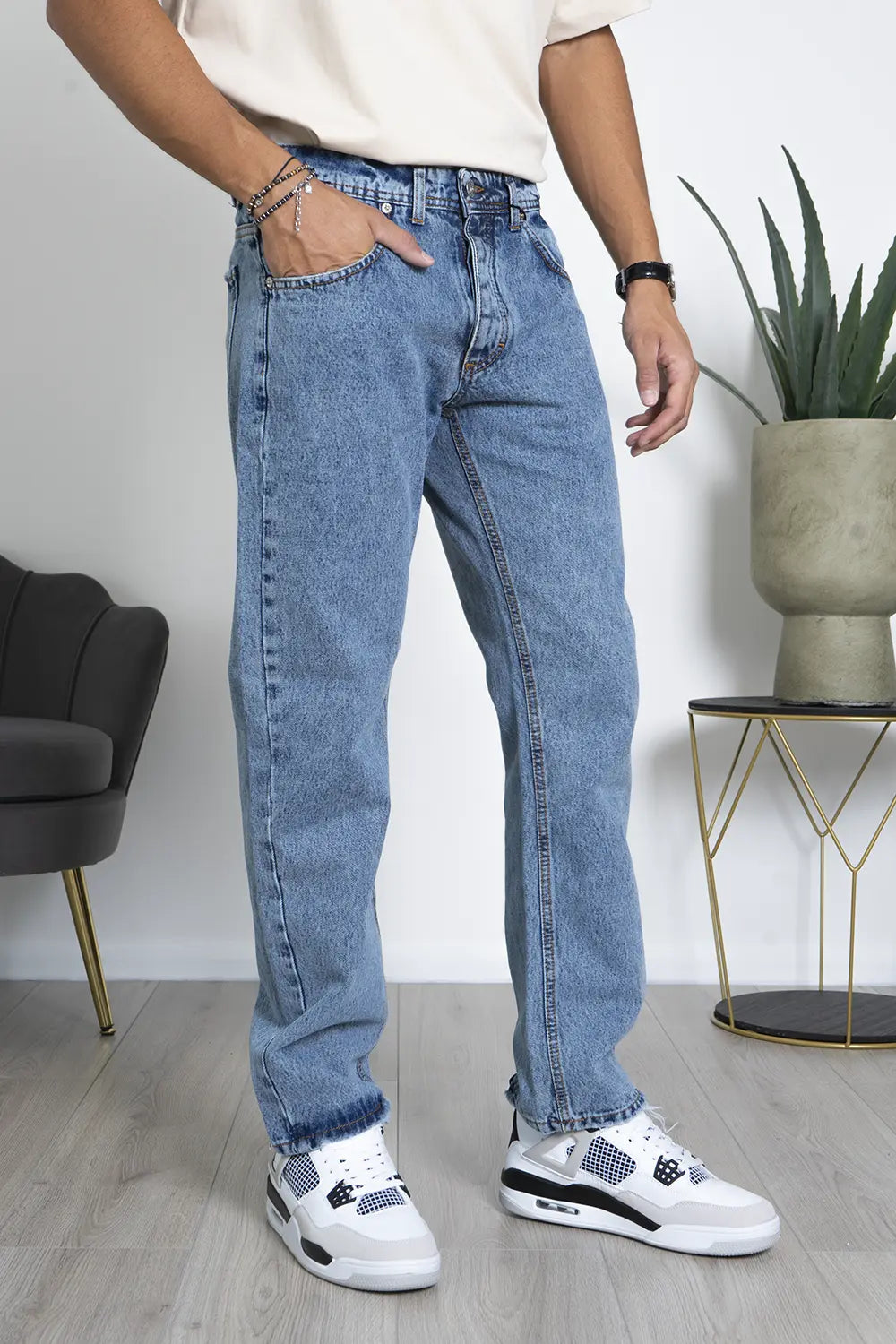 Jeans Basic sabbiato Straight Fit Art. Js471