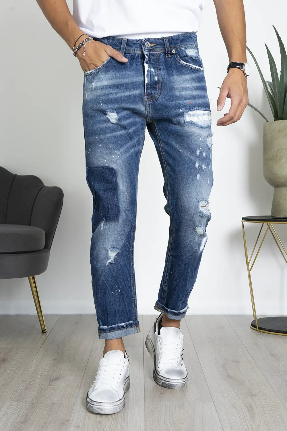 Jeans Con Toppa e Sfumature Art. Js474