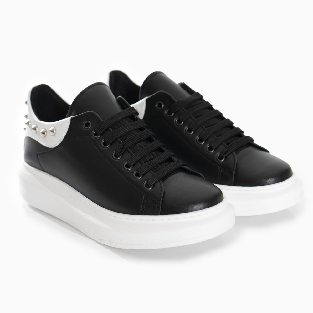 Sneakers Uomo Punta Rotonda Retro Nero Con Borchie Art. SC68