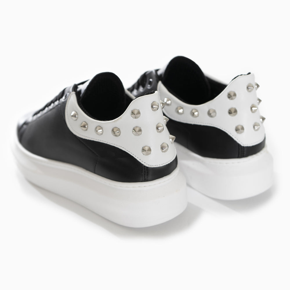 Sneakers Uomo Punta Rotonda Retro Nero Con Borchie Art. SC68