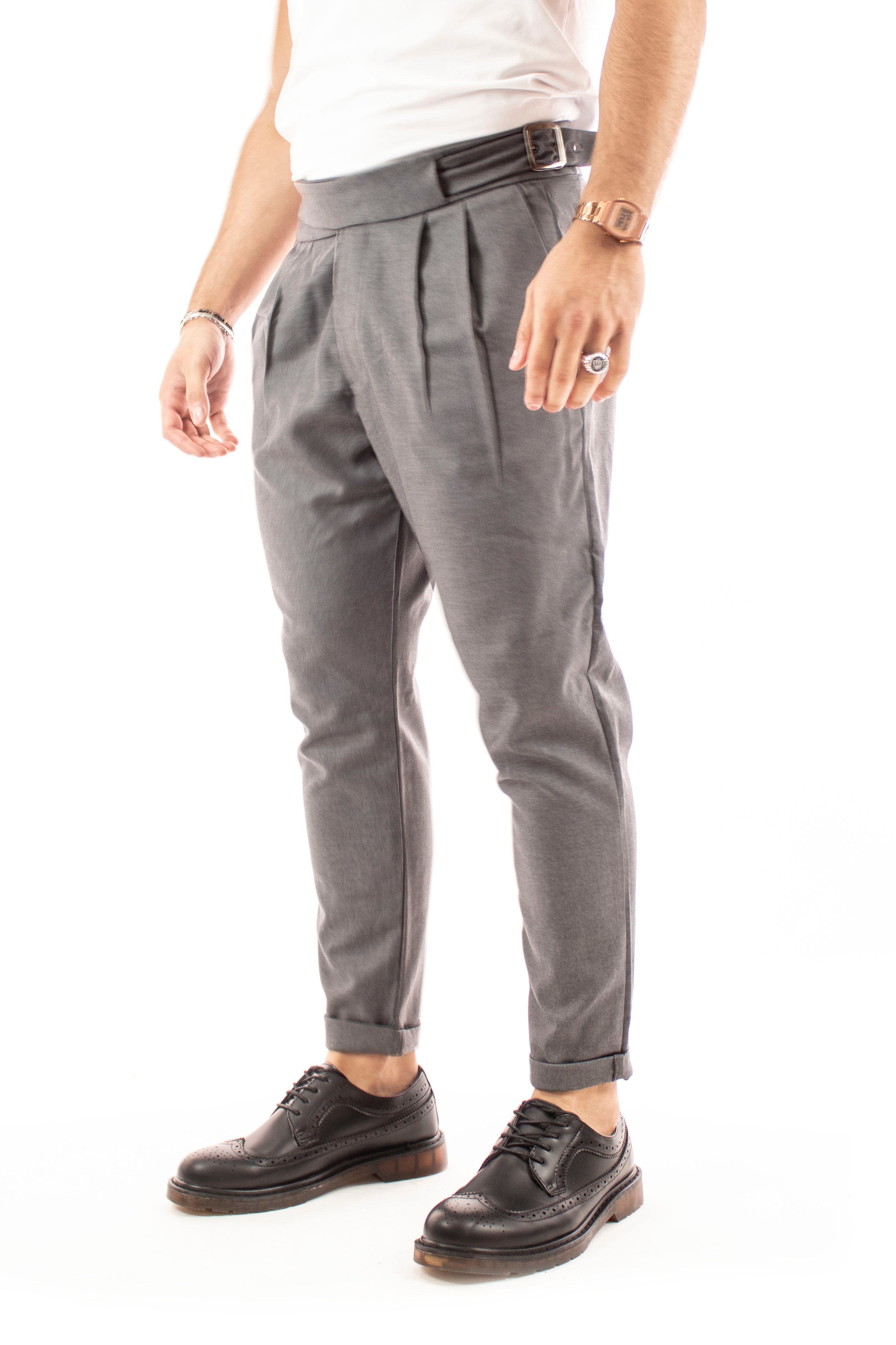 Pantalone Grigio Uomo Vita Alta Blacksvnday Tasca America Con Doppio Cinturino Pinces Cavallo Basso Art. Pt74