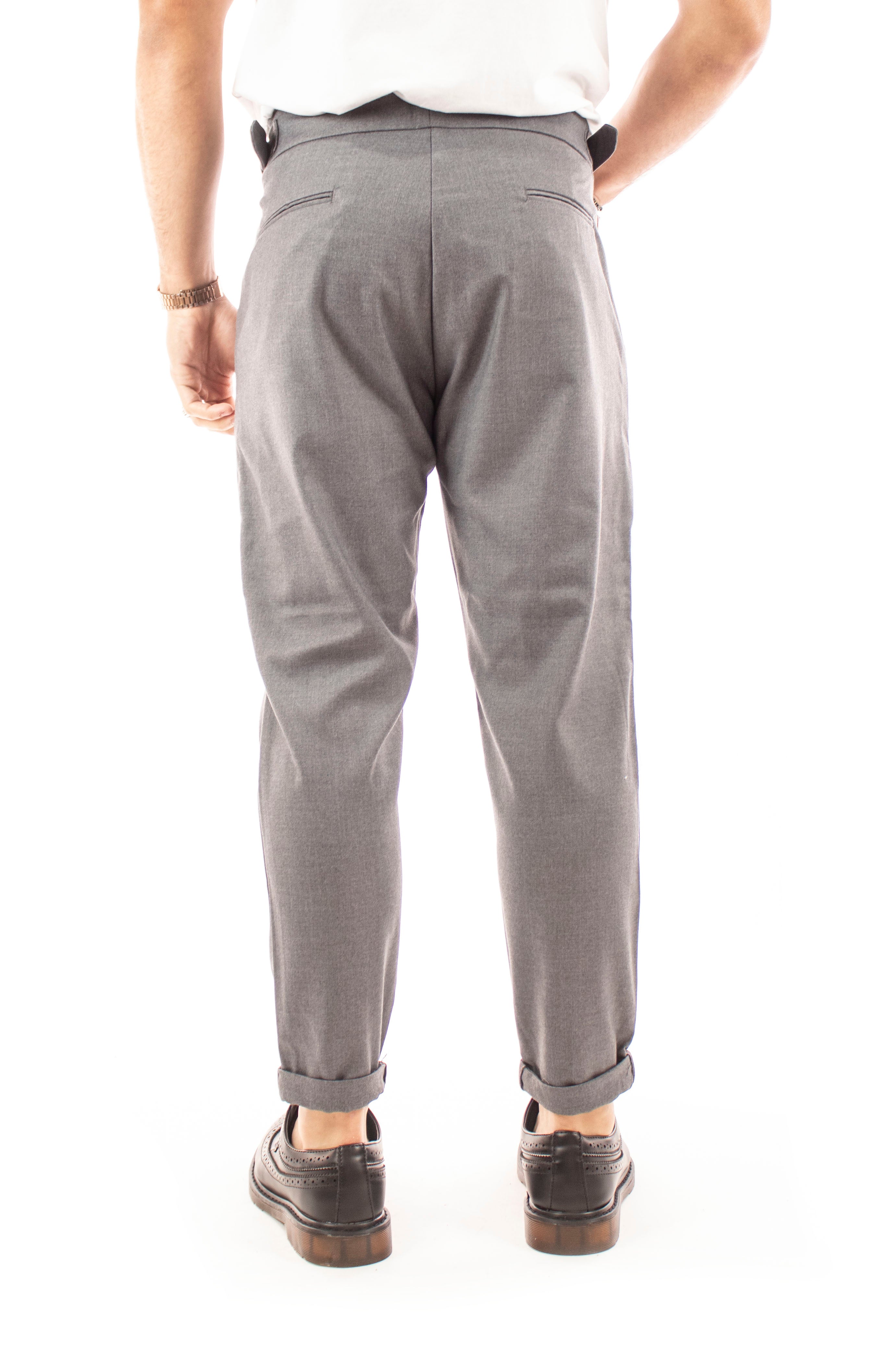 Pantalone Grigio Uomo Vita Alta Blacksvnday Tasca America Con Doppio Cinturino Pinces Cavallo Basso Art. Pt74