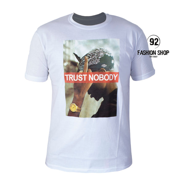 T-shirt pour homme Trust No Body imprimé sur le devant Art. Ts48