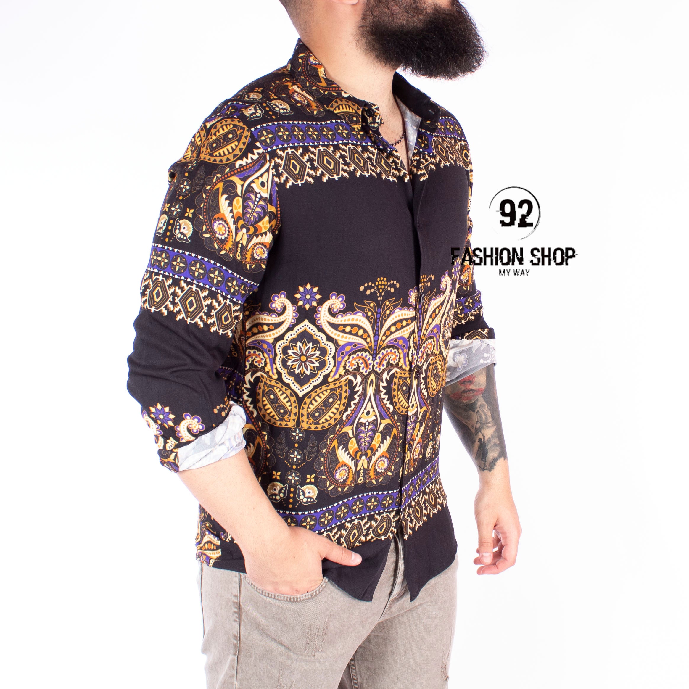 CAMICIA UOMO ART. MANDALA FANTASIA SU BASE NERA ART. CM47