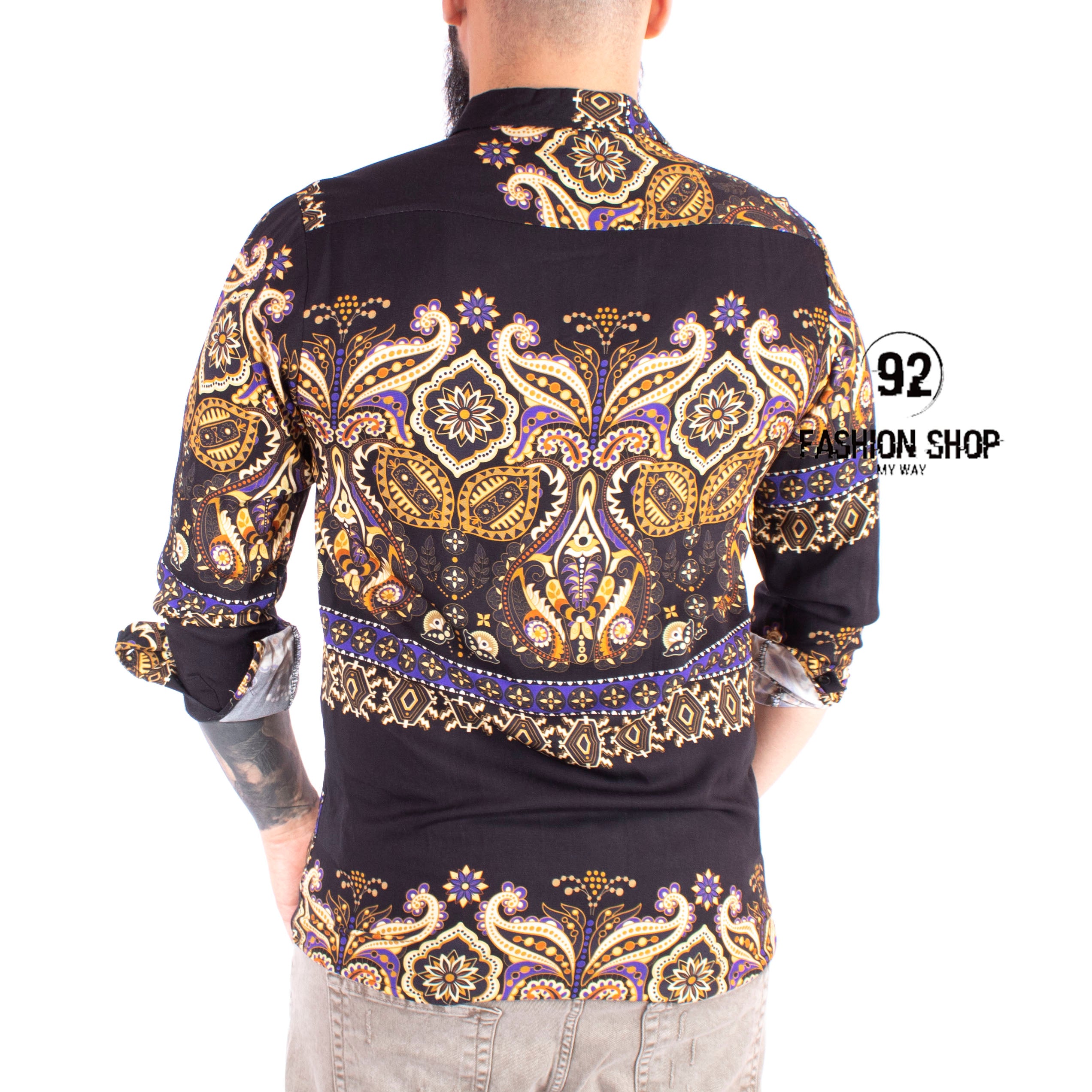 CAMICIA UOMO ART. MANDALA FANTASIA SU BASE NERA ART. CM47